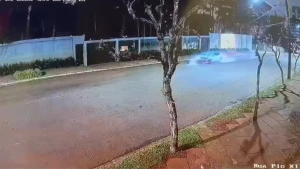Adolescente de 17 anos morre após ser arremessado em acidente com scooter elétrica em Cascavel