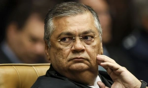 Dino derruba decisão de Mendonça e libera post sobre Nossa Senhora