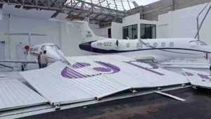 Vendaval destrói hangares e danifica mais de dez aeronaves em Toledo