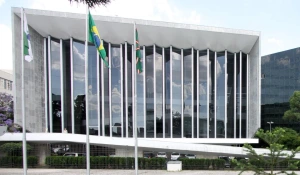 Veja quem são os 54 deputados estaduais eleitos no Paraná