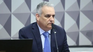 Eleições 2026 - Vice de Flávio pretende ir a todos estados do Nordeste