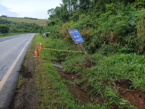 BR 158 - Motorista é preso após capotar carro e abandonar corpo de passageiro em rodovia do Paraná