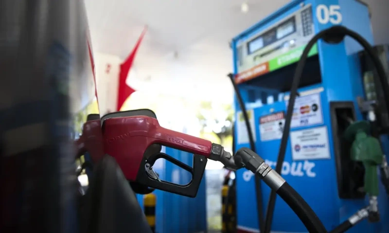 Economia - Governo Federal renova subvenção no diesel por mais um mês