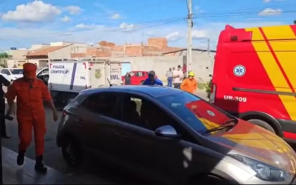 Criança de 2 anos morre após ser deixado em carro em Goiânia